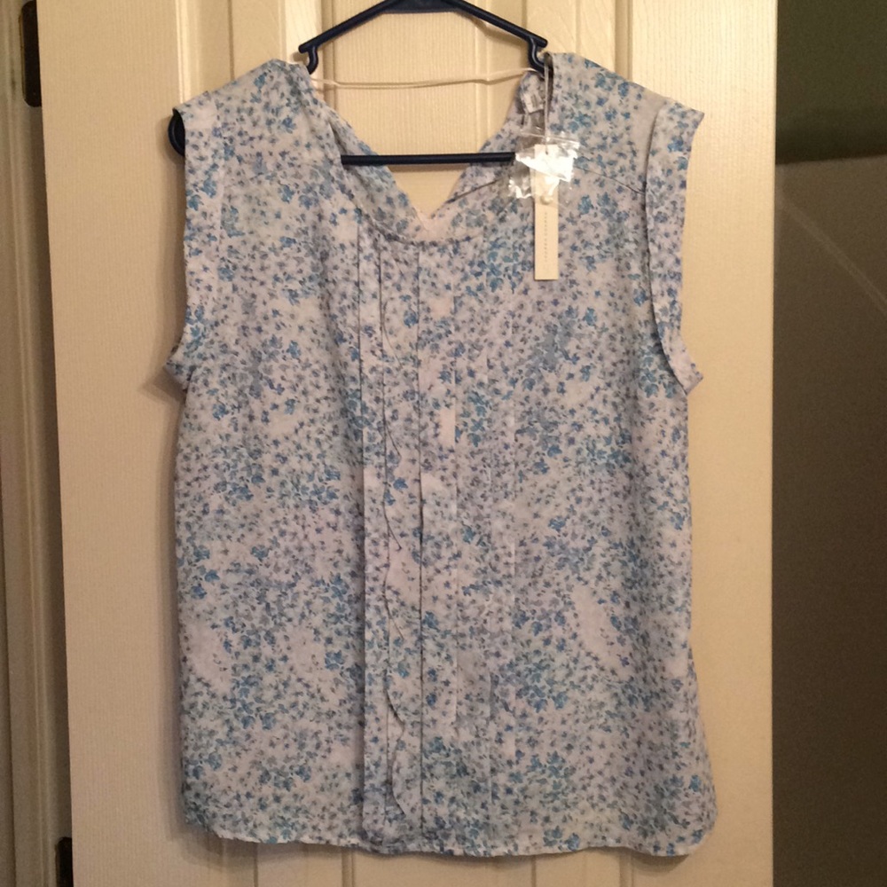 Lauren Conrad blouse